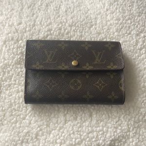 Louis Vuitton Monogram Tri-Fold Wallet
